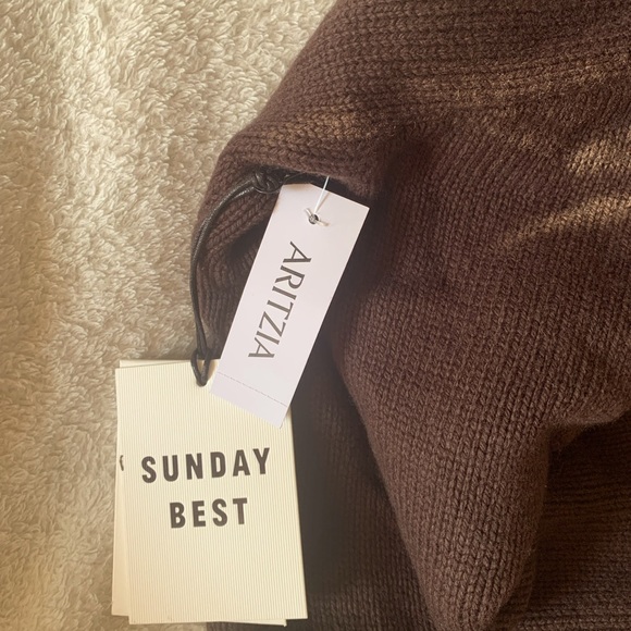 BNWT Sunday Best Cardigan Aritzia - Picture 5 of 5